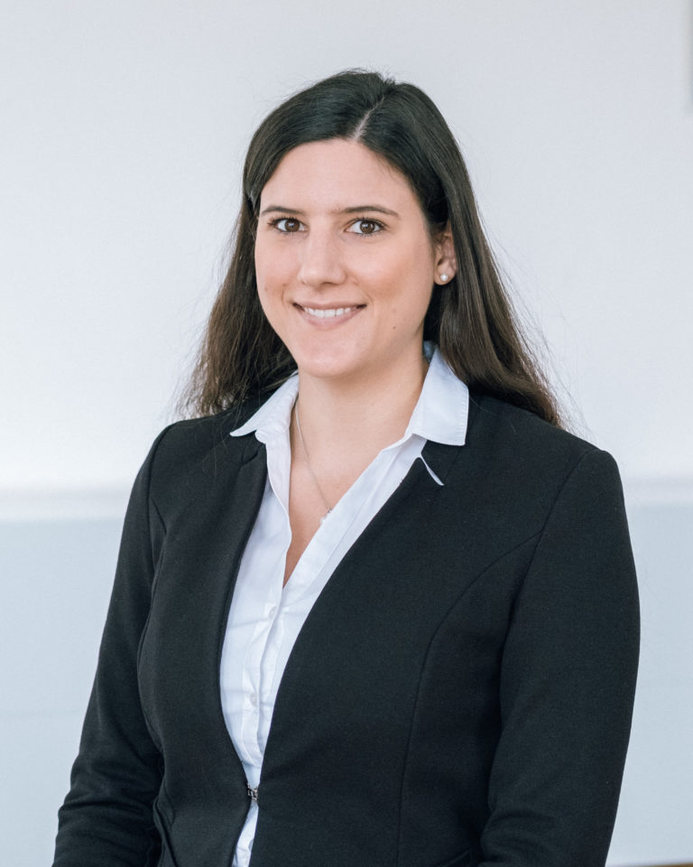 Portrait von Verena Krapka, LLM